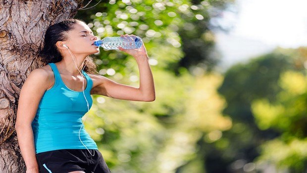 how to treat concussion-drink enough water