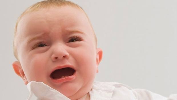 reasons babies cry - teething
