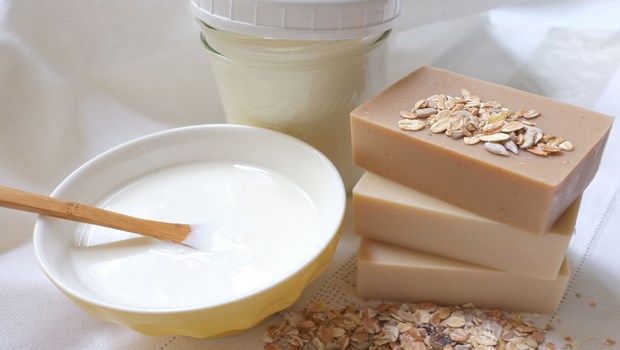 yogurt face mask recipe-the yogurt and oats mask
