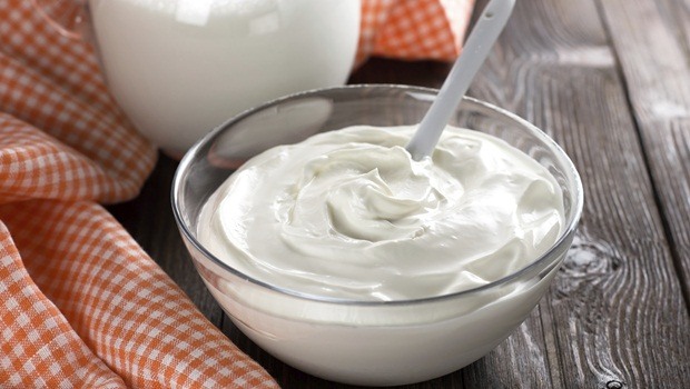 foods for healthy teeth - yogurt