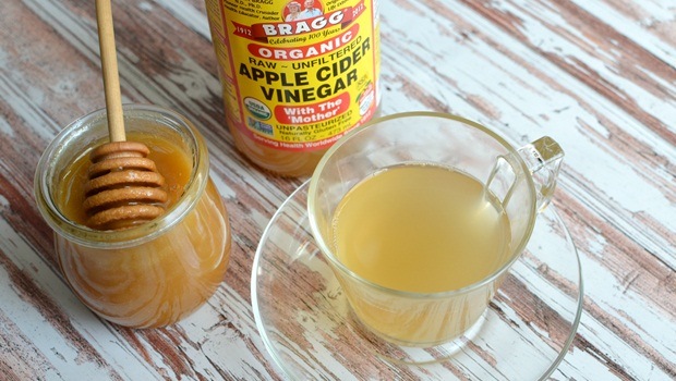home remedies for vaginal odor - apple cider vinegar with water