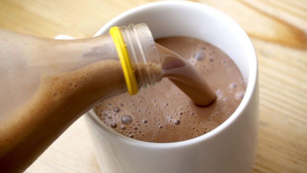 how to help sore muscles - drink chocolate milk