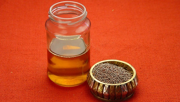 hair masks for frizzy hair -flaxseeds with mustard oil