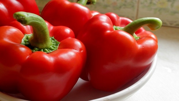 foods for kidney stones-red bell peppers