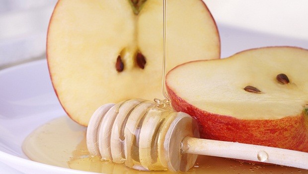 honey and apple face mask