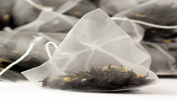 how to treat a tooth infection-black tea bags