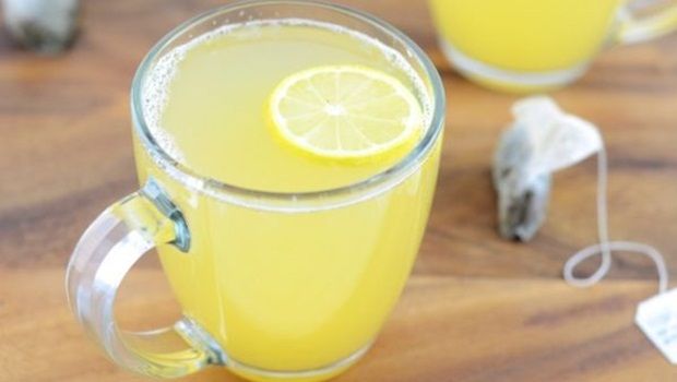 how to treat swollen gums - lemon juice and warm water