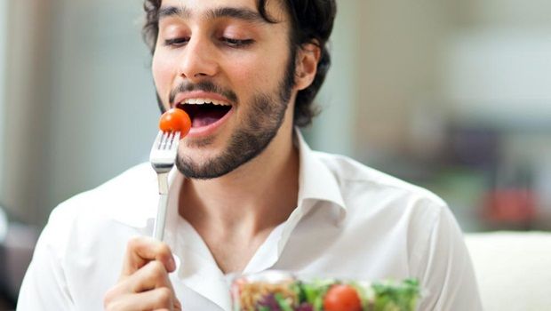 diet tips for men - pay attention to serving sizes