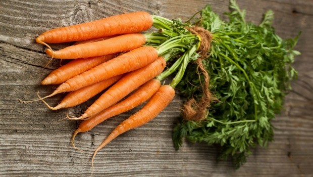 foods for anemia - carrots