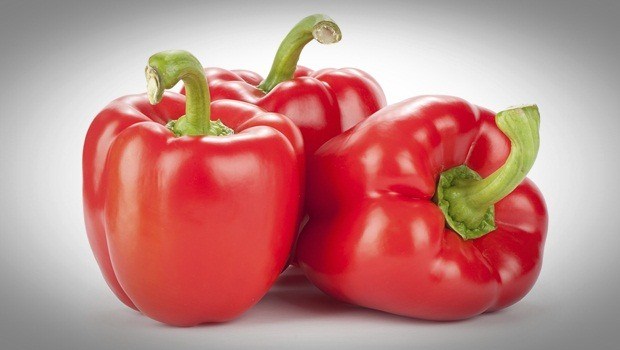 sources of vitamin c - red bell pepper