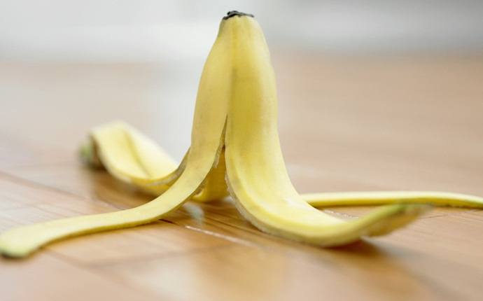 home remedies for hickies - banana peel