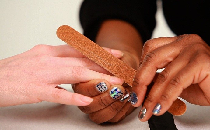 buff your nails
