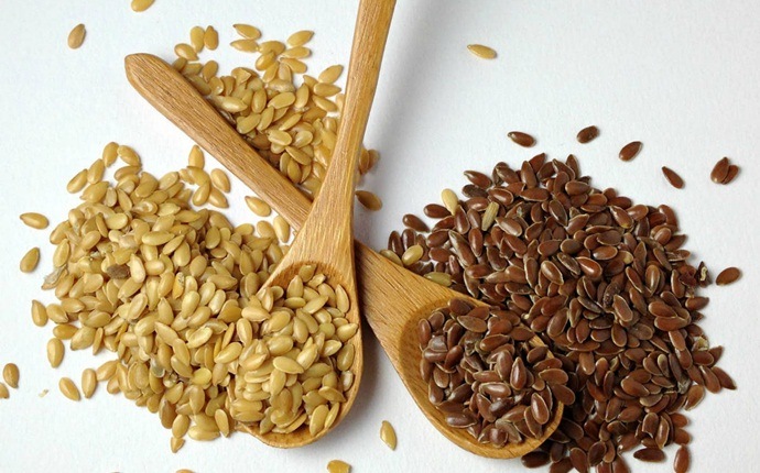 how to cleanse colon - flaxseeds and water