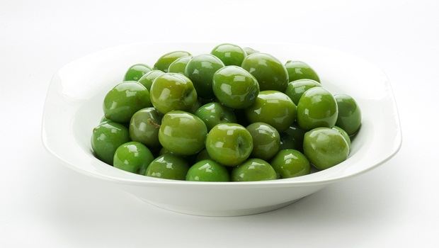 sources of vitamin e - green olive
