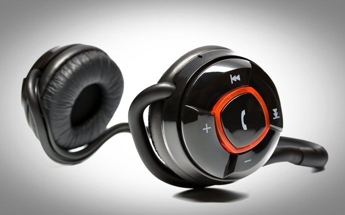 cheap gifts for women - head phones of her preferred brand