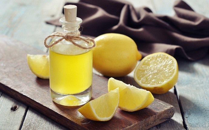 lemon for dark circles - lemon oil and other oils