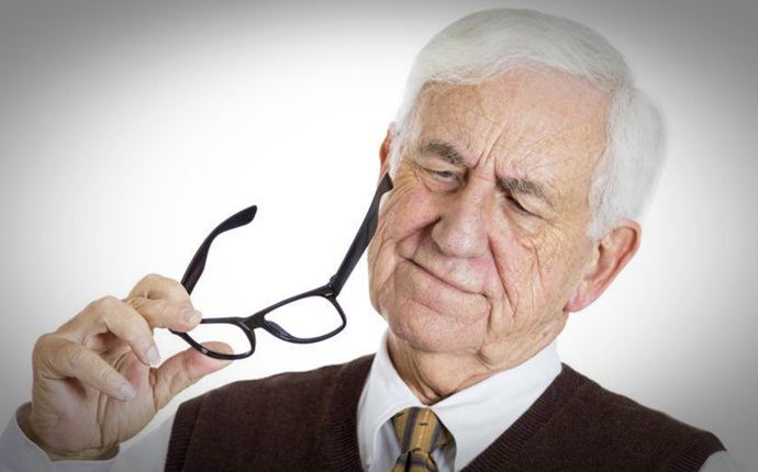 benefits of omega-3 - reduce macular degeneration