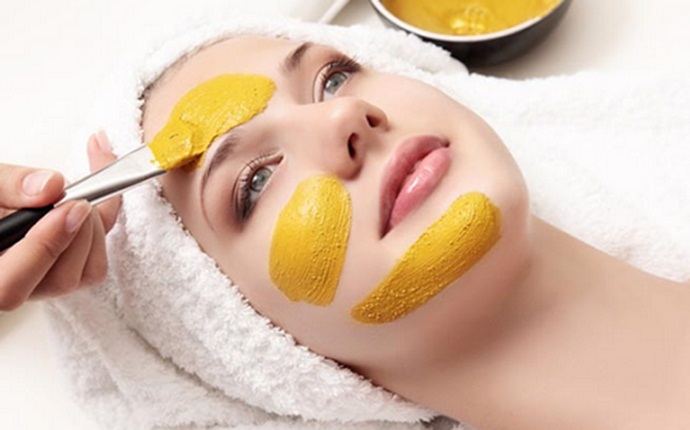 summer face pack - rice flour and turmeric face pack