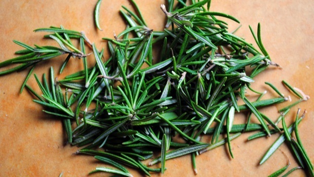 how to treat sprained ankle - rosemary leaves and grain alcohol