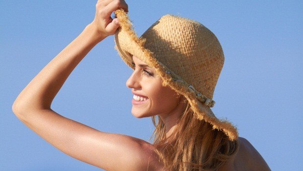 benefits of oatmeal - shield the skin