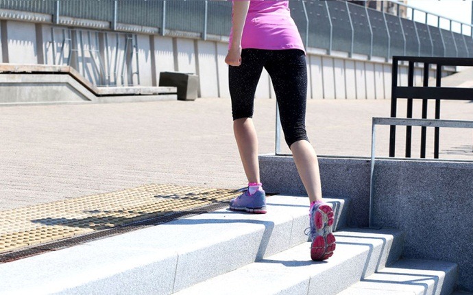 stair exercises at home - step-up to reverse lunge