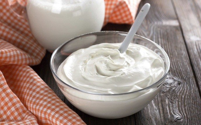 how to treat candida - yogurt