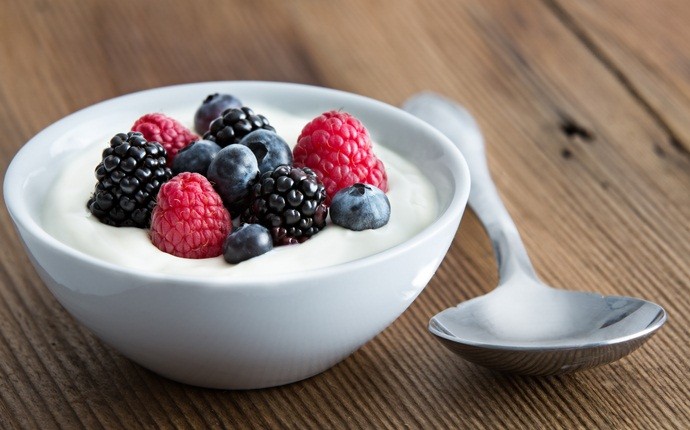 how to cleanse colon - yogurt