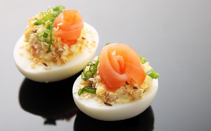 baby shower recipes - Devilled Eggs
