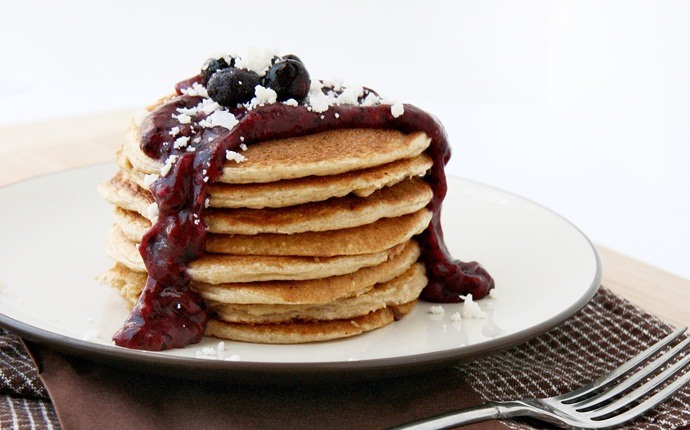 healthy pancake recipes - oatmeal pancakes and wild blueberry sauce