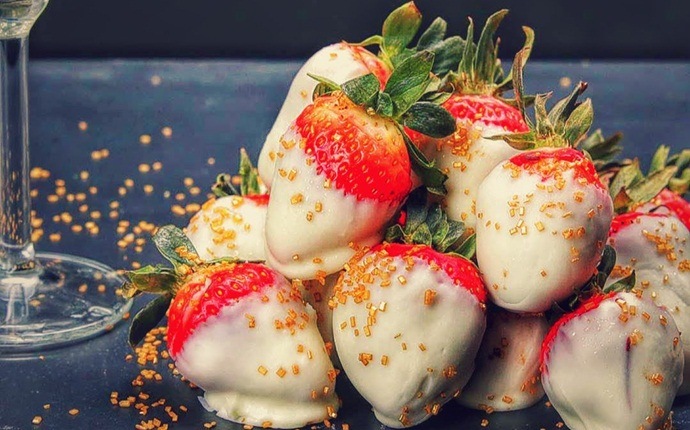 baby shower recipes - stuffed strawberries