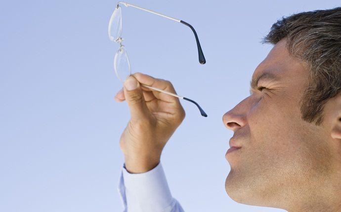symptoms of glaucoma - sudden sight loss