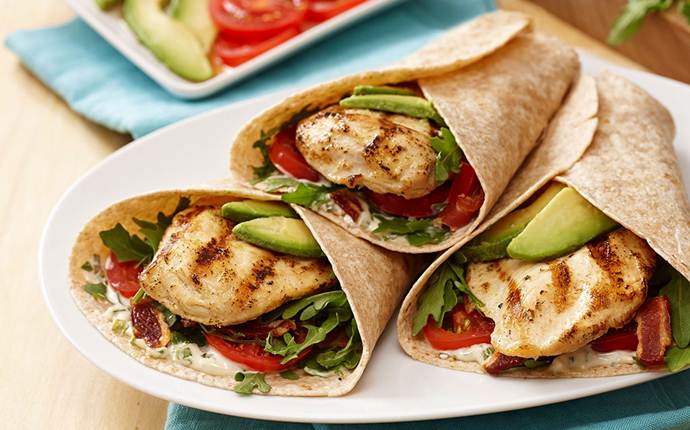 lunch ideas for teens - pan-grilled chicken with salad