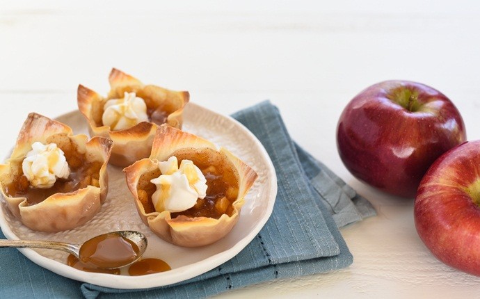 healthy apple recipes - apple-mascarpone parfaits