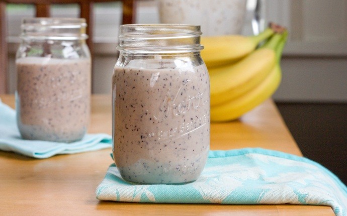 slimming smoothie recipes - banana and peanut butter smoothie