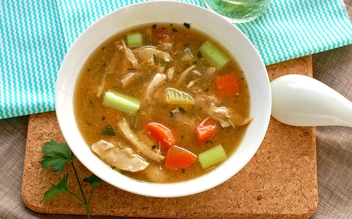 immune boosting smoothies - chicken noodle soup with dill