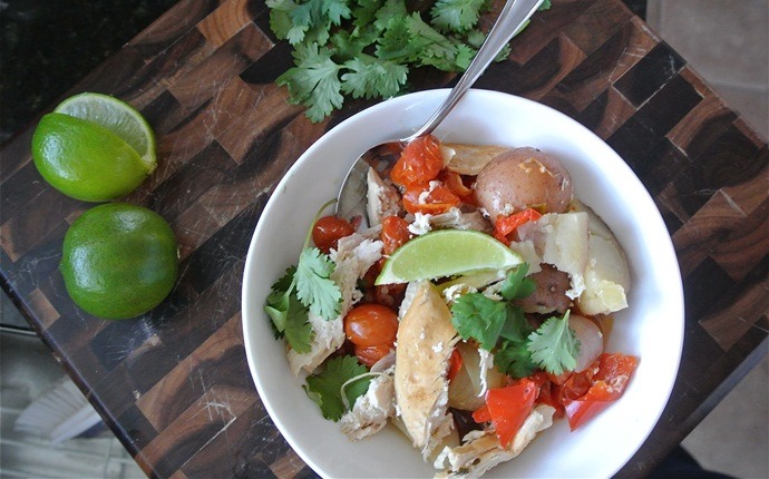 immune boosting smoothies - chipotle chicken soup