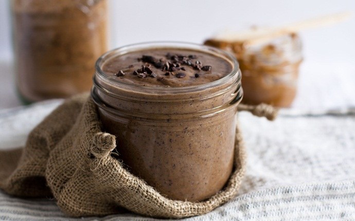 immune boosting smoothies - chocolate smoothie