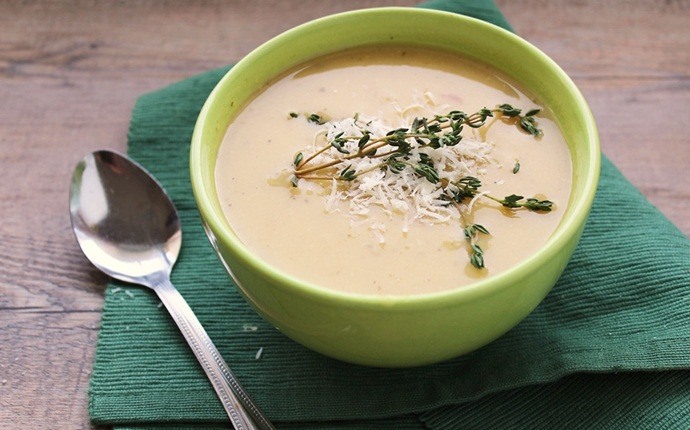immune boosting smoothies - clove garlic soup and parmesan cheese