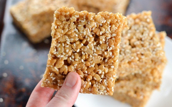 healthy snacks for teens - honey rice crispie snack