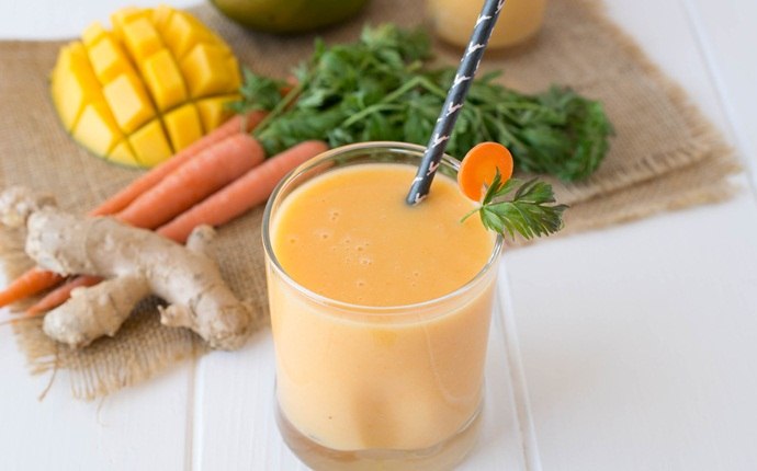 immune boosting smoothies - mango, orange and ginger smoothie