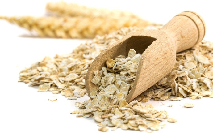 face pack for glowing skin - oatmeal face pack fair and glowing skin