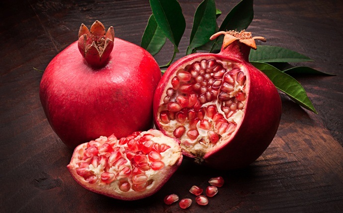 fruit face masks - pomegranate, almond oil, and honey
