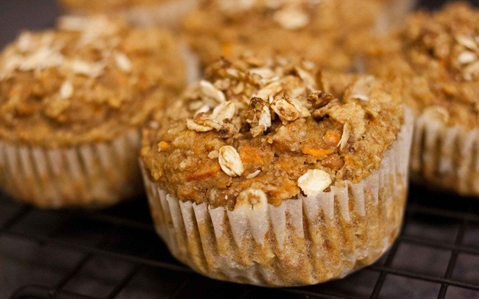 healthy snacks for teens - sunflower seed and carrot muffins