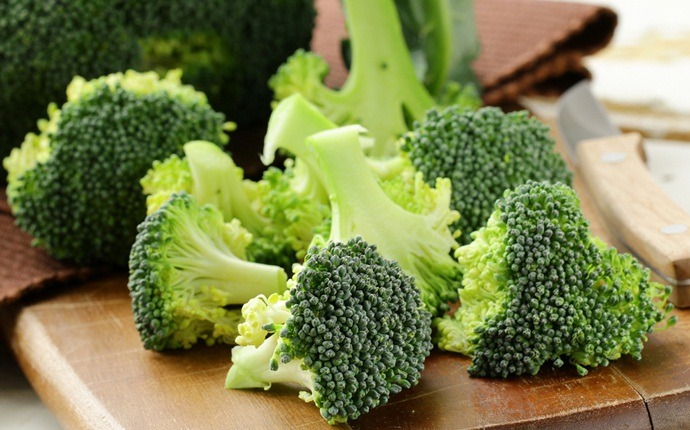 foods to boost fertility - broccoli