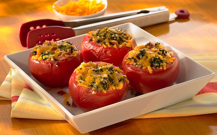 fresh tomato recipes - cheddar tomato cobbler