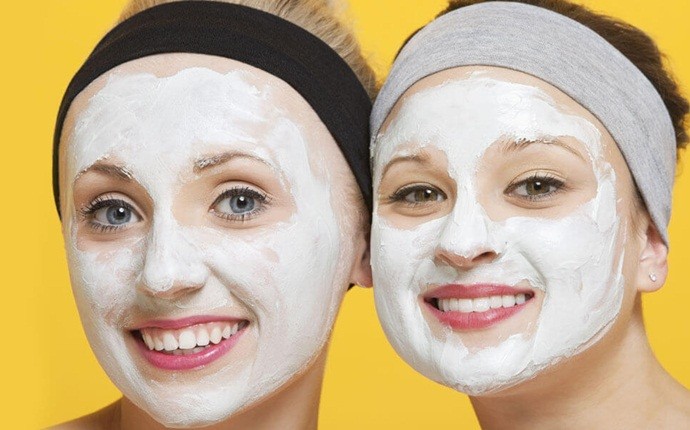 besan face pack - honey and besan face pack