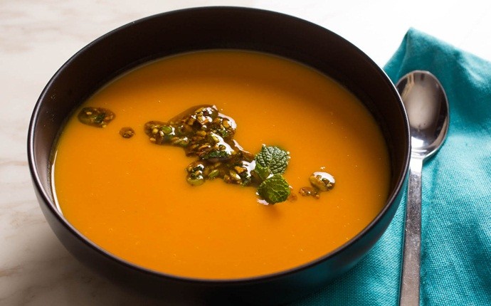 sweet potato recipes - make a soup with sweet potato and ginger