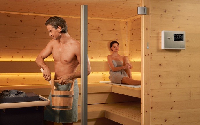 benefits of eucalyptus essential oil - sauna