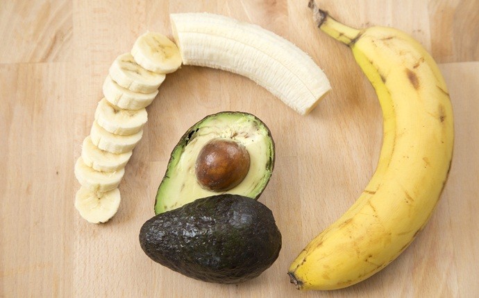 homemade spa recipes - spa banana avocado mask