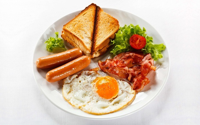 paleo breakfast recipes - breakfast sausages
